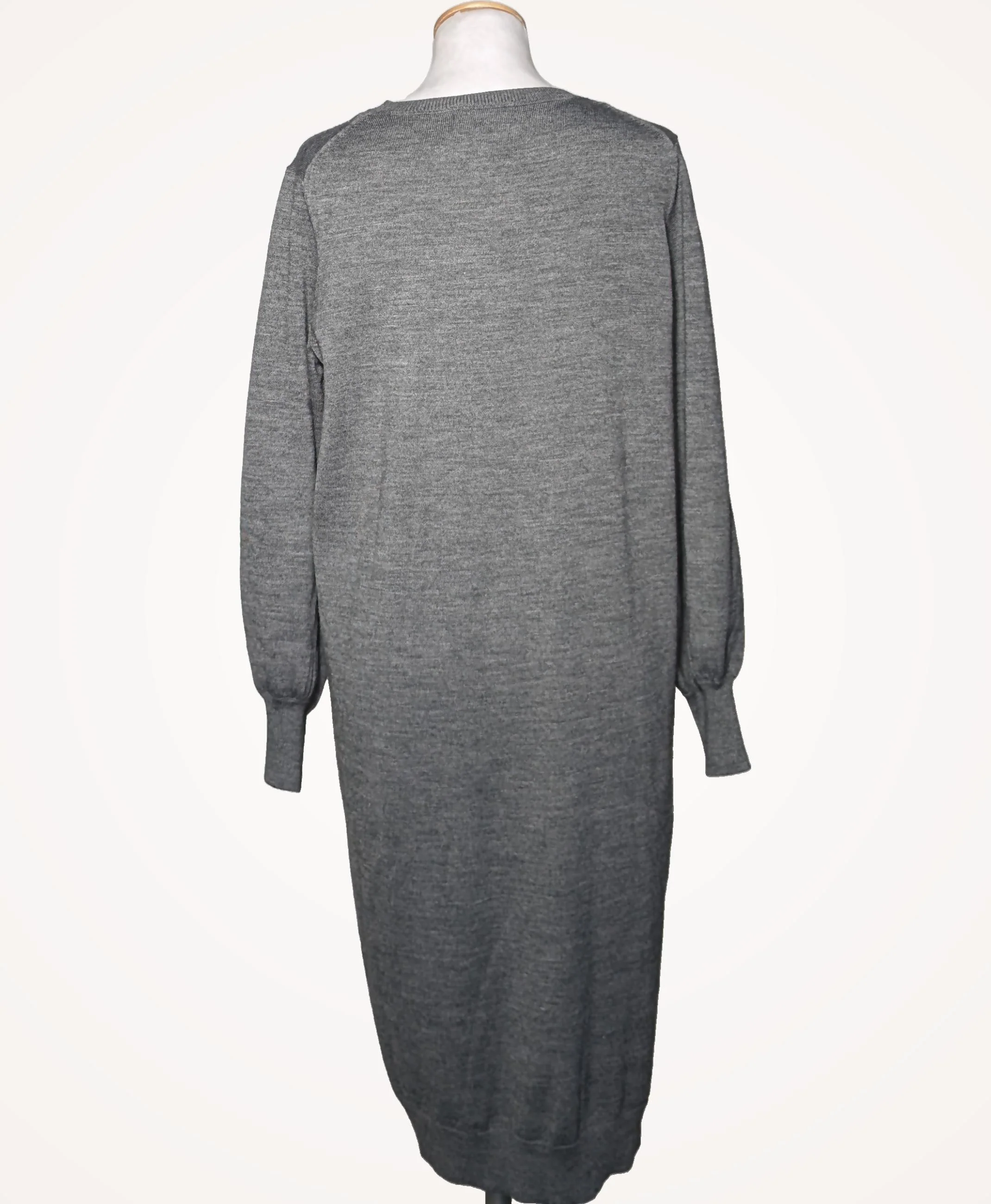 UNIQLO - Image 4