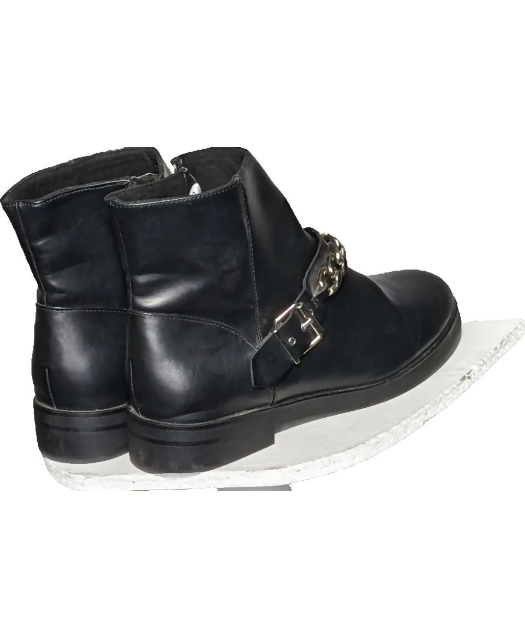 ZARA - Image 2