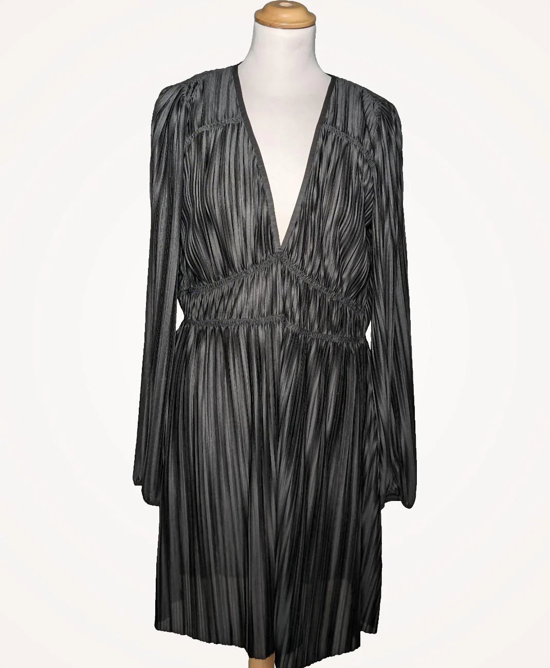 ZARA - Image 3