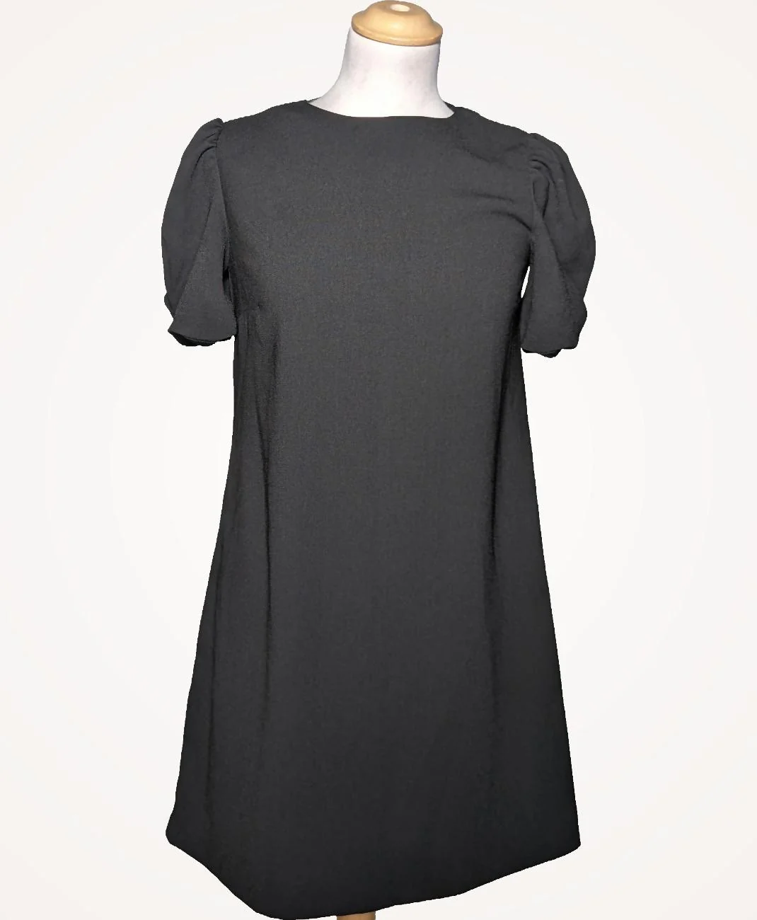 ZARA - Image 3