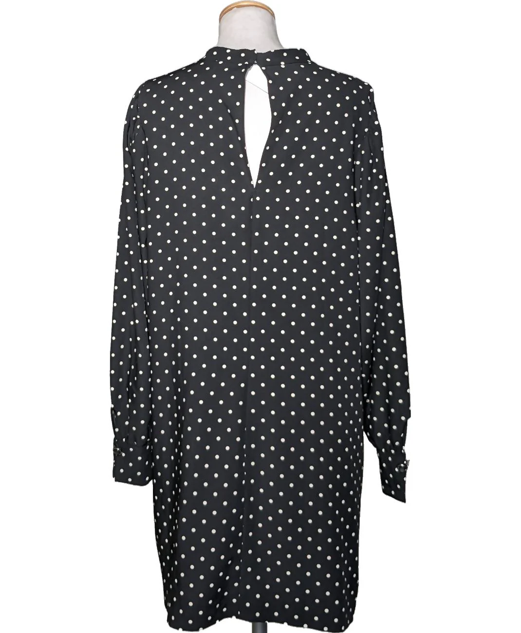 ZARA - Image 2