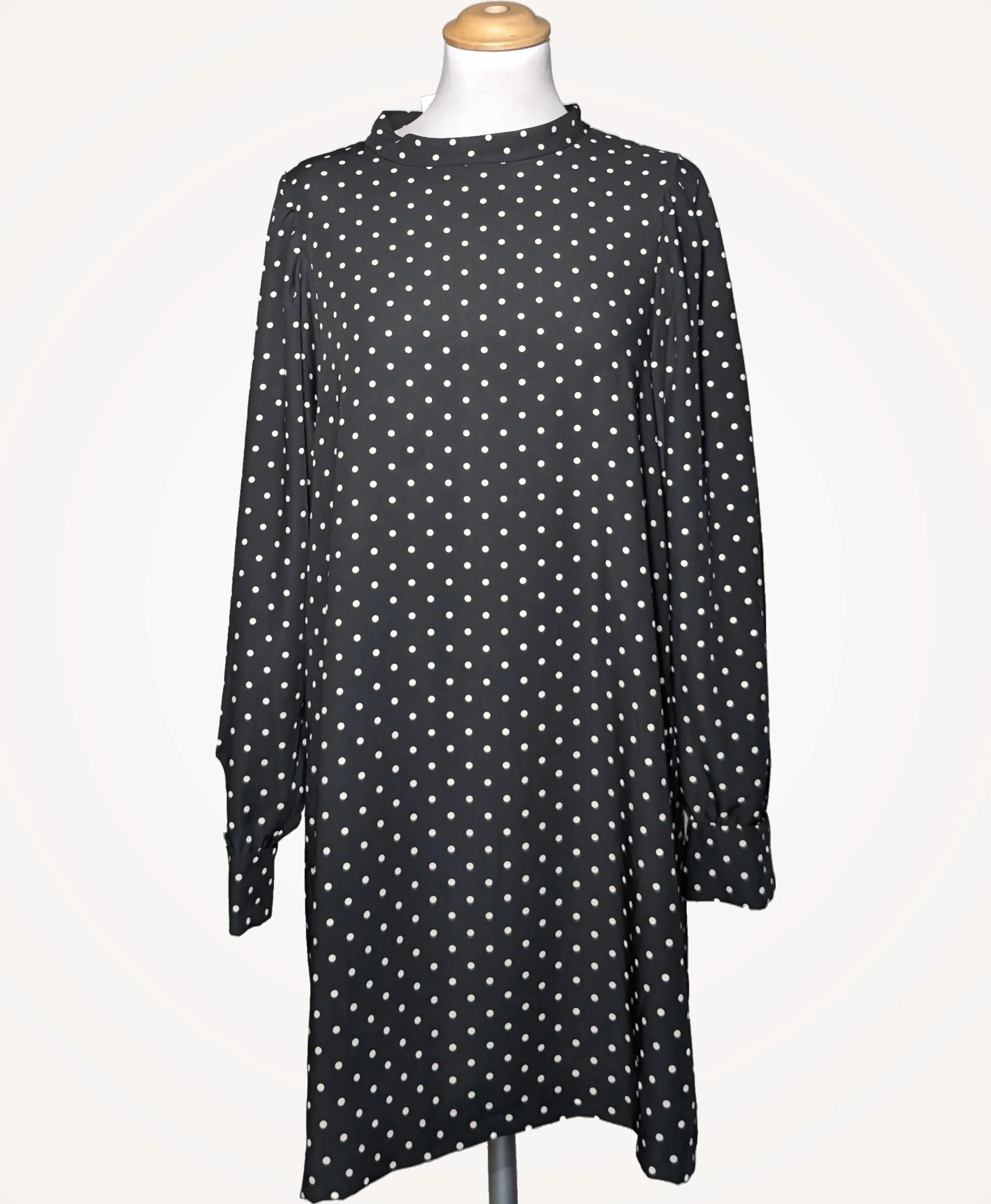 ZARA - Image 3