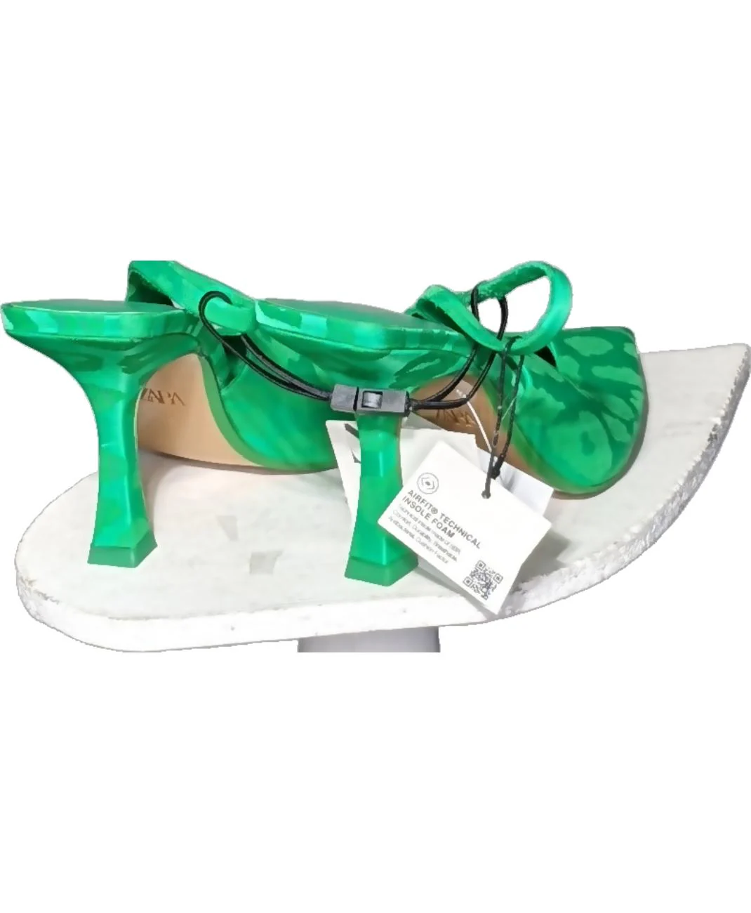ZARA - Image 2