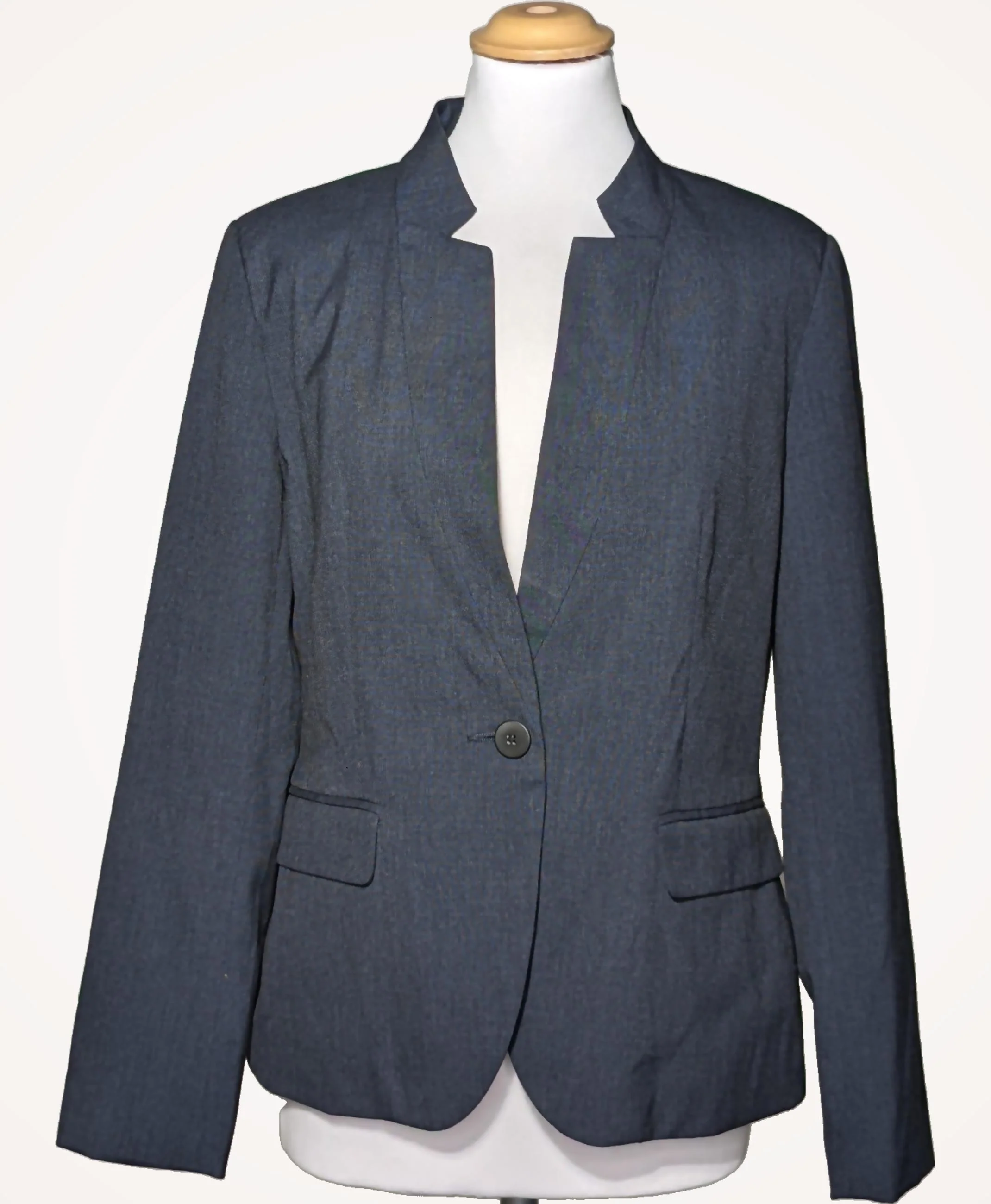 ZARA - Image 3