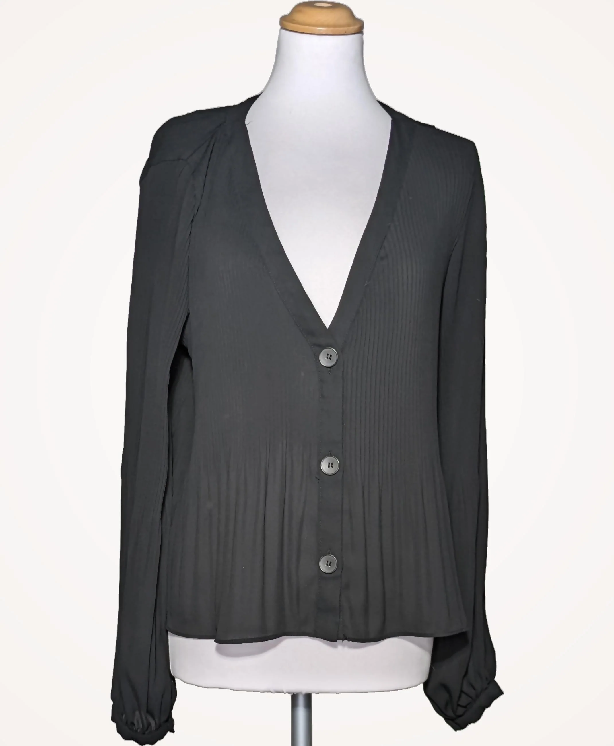 ZARA - Image 3